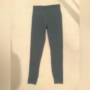 Athleta Ultra High Rise Elation Tight size S